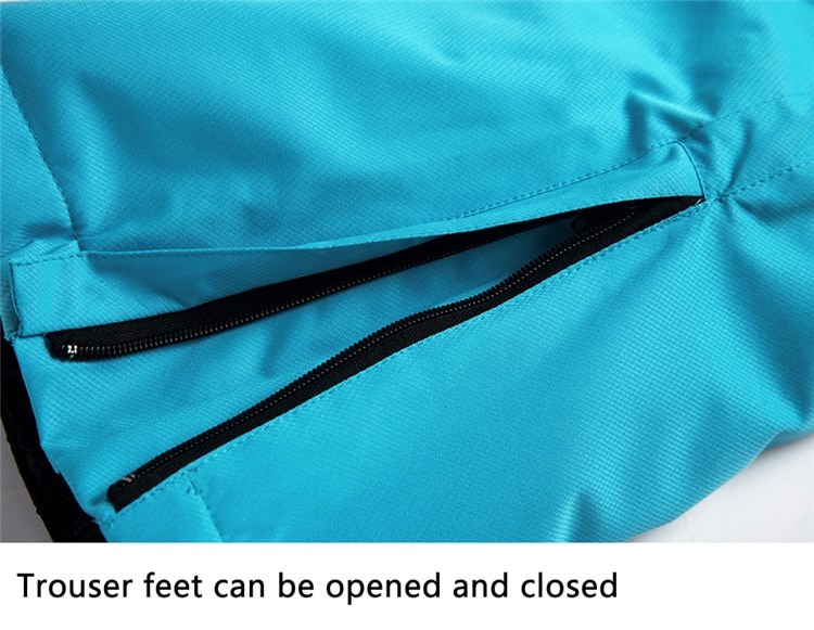 Ski Trousers feet can be opened and closed
